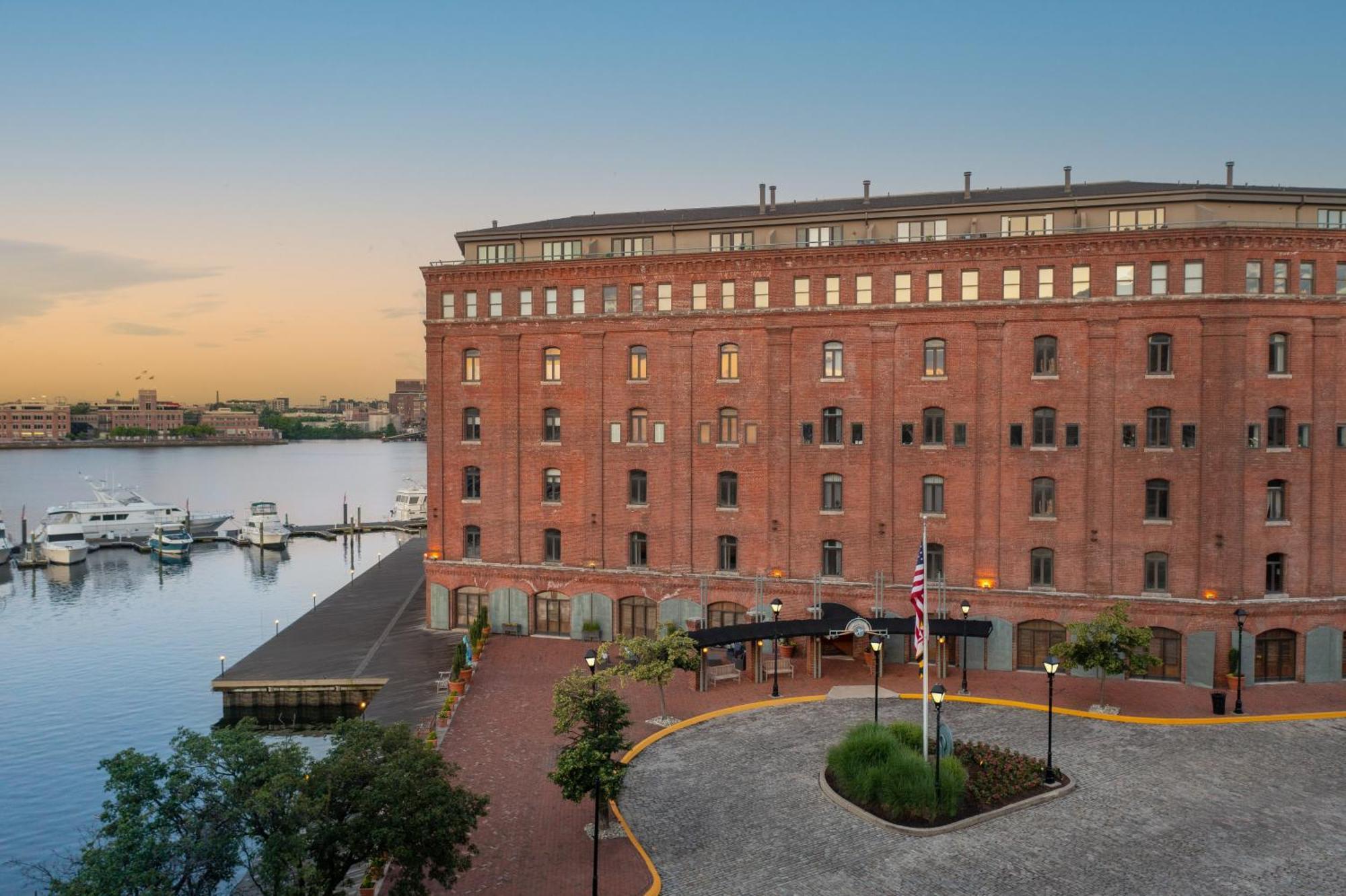 Hotel The At Henderson's Wharf, Ascend Collection 3*