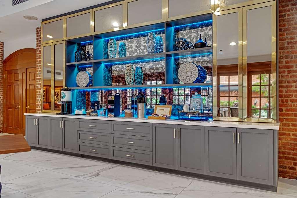 The At Henderson's Wharf, Ascend Collection Baltimore